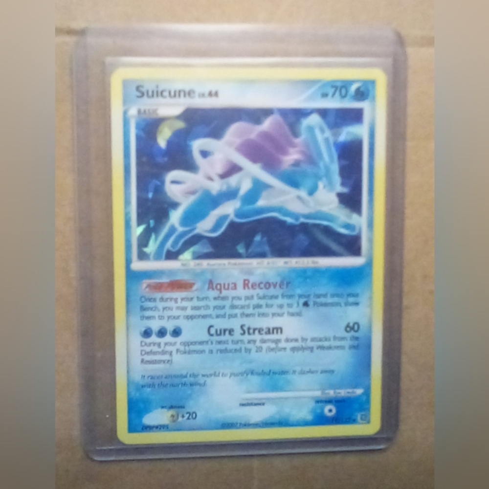 ✨Suicune Cracked Ice Holo Pokemon Card✨